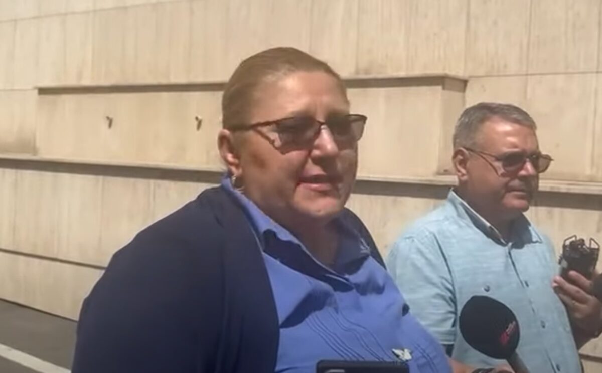 Diana Șoșoacă, replică dură: Nu mă pot aduce cu mandat, e doar spectacolul ICCJ-ului