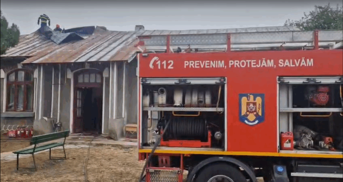 Incendiul la o școală din județul Teleorman