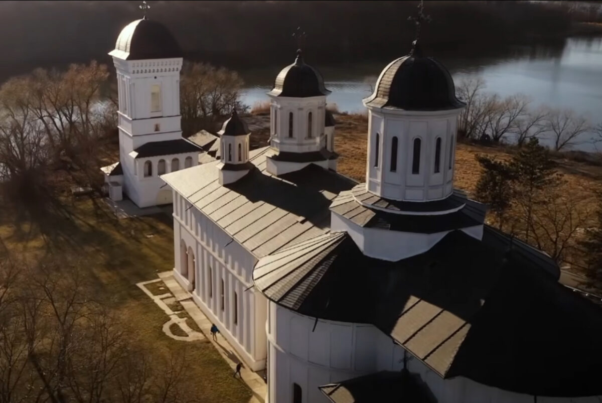 Credincioșii ortodocși, așteptați la Cernica. Programul liturgic al proclamării locale a canonizării Sf. Pr. Mărturisitor Dumitru Stăniloae