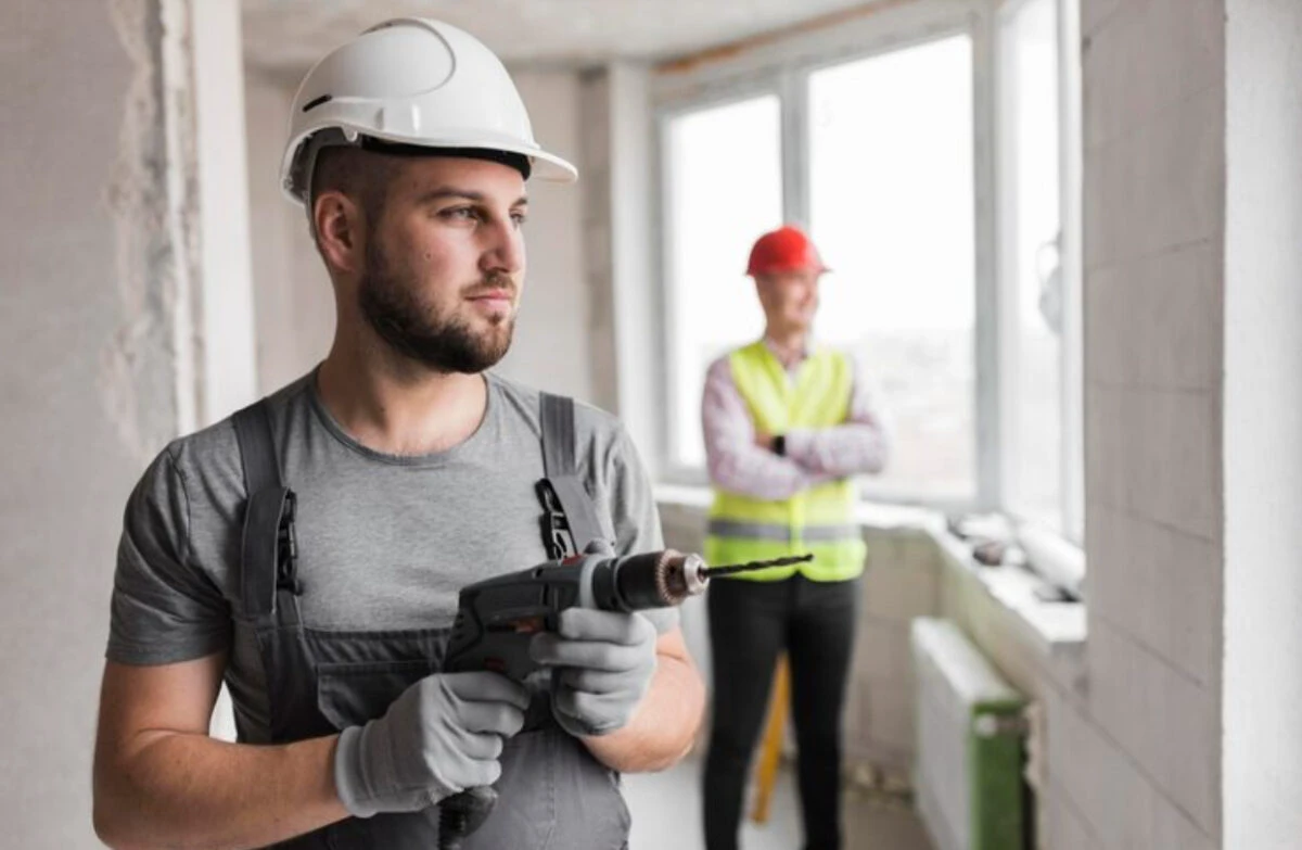 Cât câștigă un muncitor necalificat în 2025