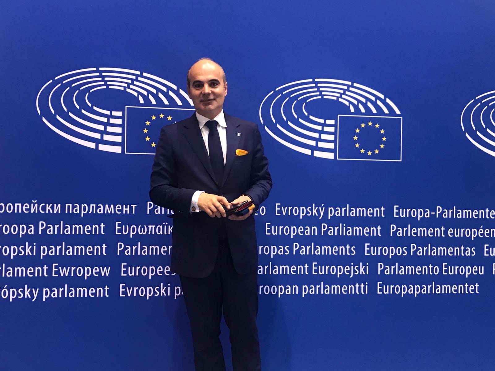 Rareș Bogdan (PPE) dă deșteptarea Comisiei Europene