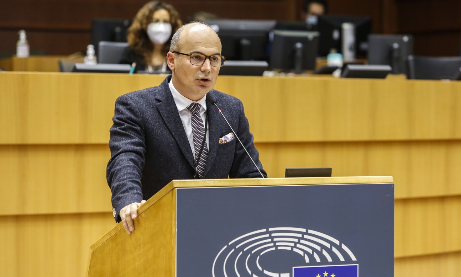 Rareș Bogdan (PPE), apel către Von der Leyen: Criza din industria auto, amenințare pentru viitorul economic al UE