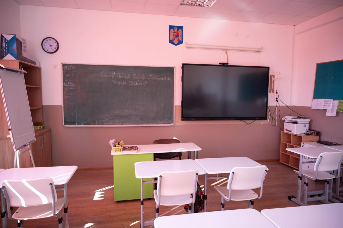 Elev agresat de un coleg într-o școală din Târgu Jiu