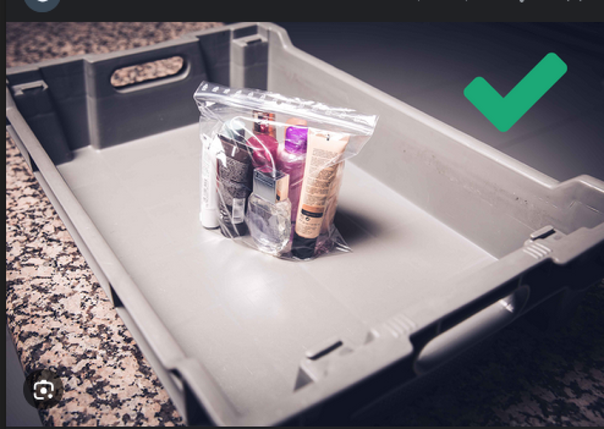 Primul aeroport din țară care ridică restricțiile privind limitarea recipientelor de lichide în bagajele de cabină