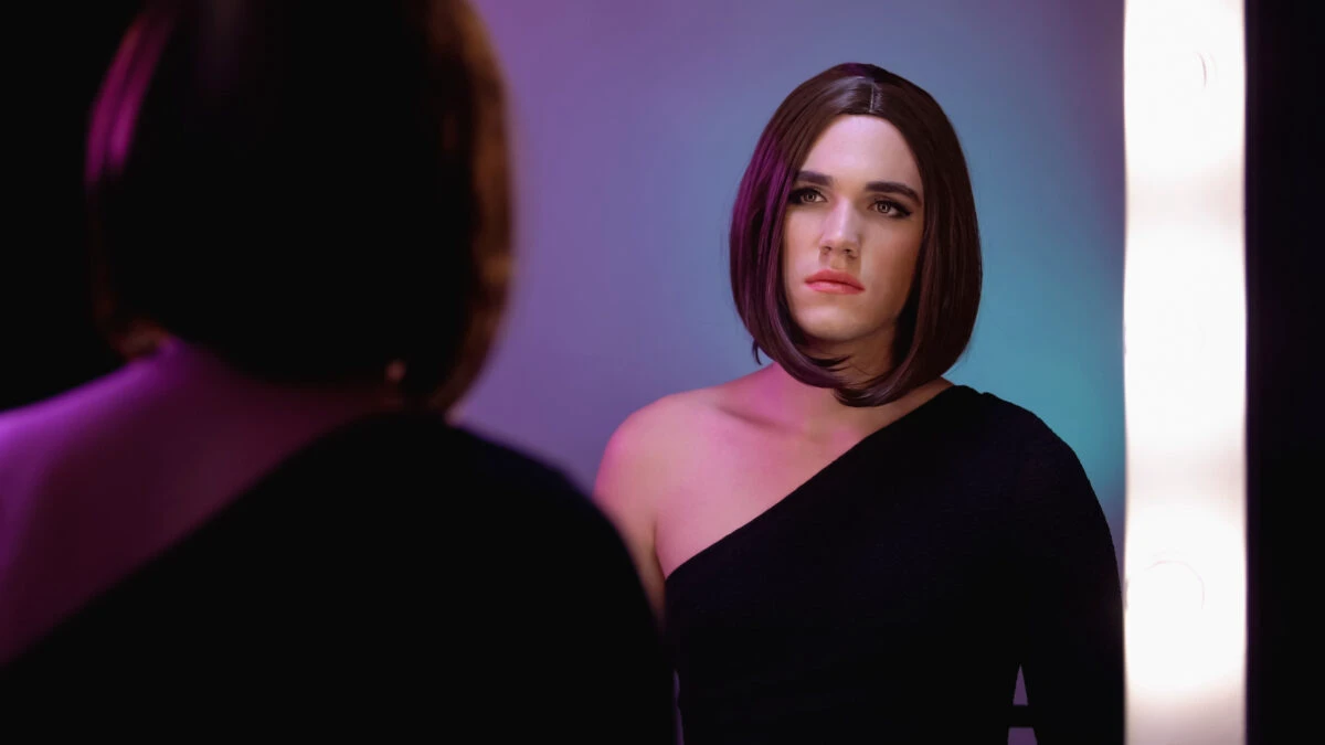 Londra dă vize speciale pentru travestiți. Britanicii se întreabă dacă de asta au nevoie