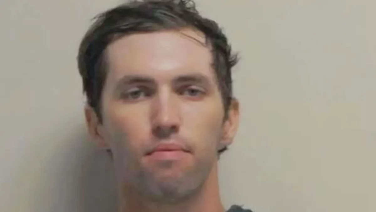 Tyler Robinson și-a recunoscut crima pe Discord, înainte de a fi prins