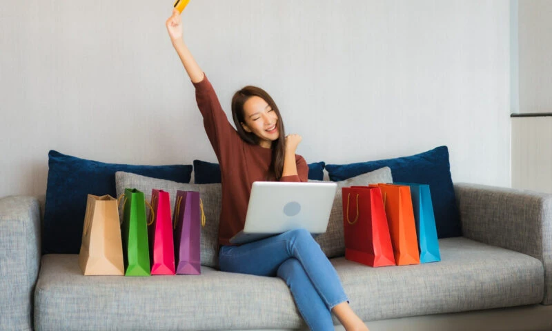 Cyber Monday 2025 atinge un nou record în SUA. Cheltuieli uriașe online și o polarizare vizibilă între consumatori