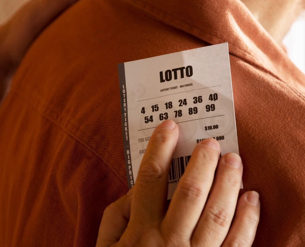 Tragerea Loto, 23 octombrie. Numerele câștigătoare. Report de milioane de euro la 6/49