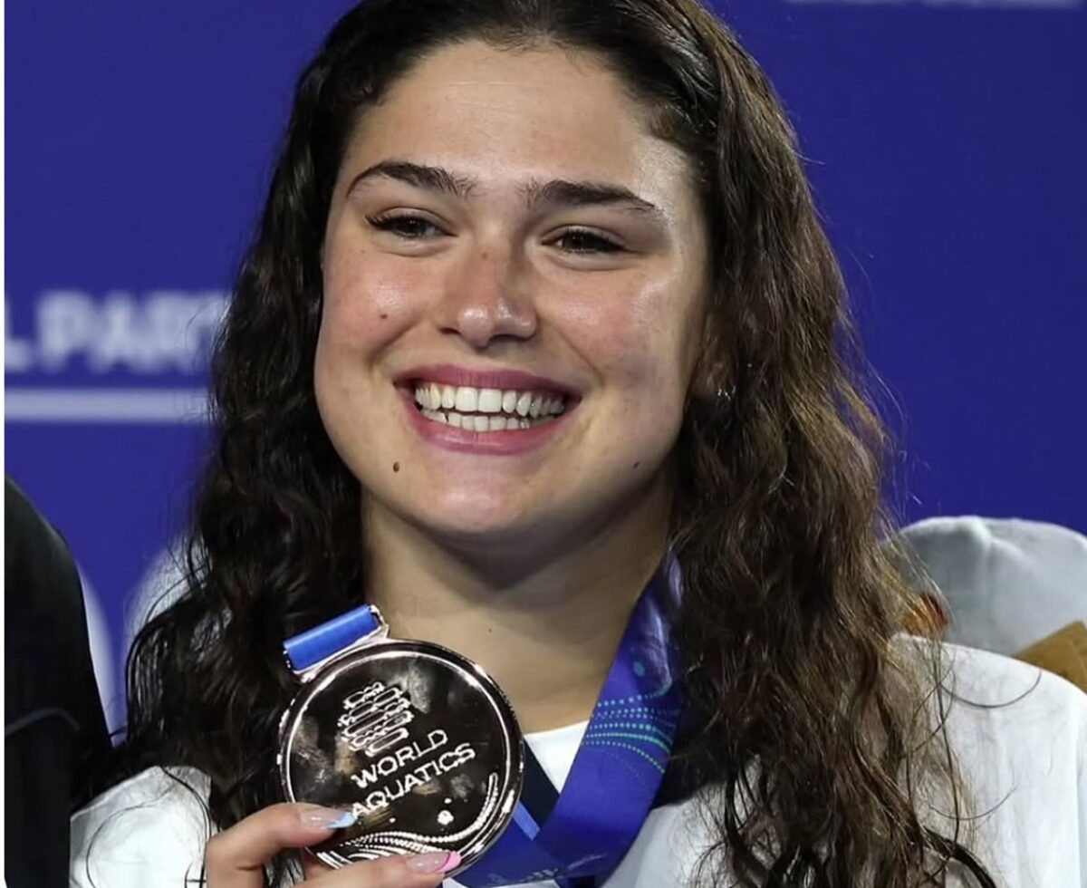 Două înotătoare din Italia, prinse la furat. Ce pedeapsă au primit