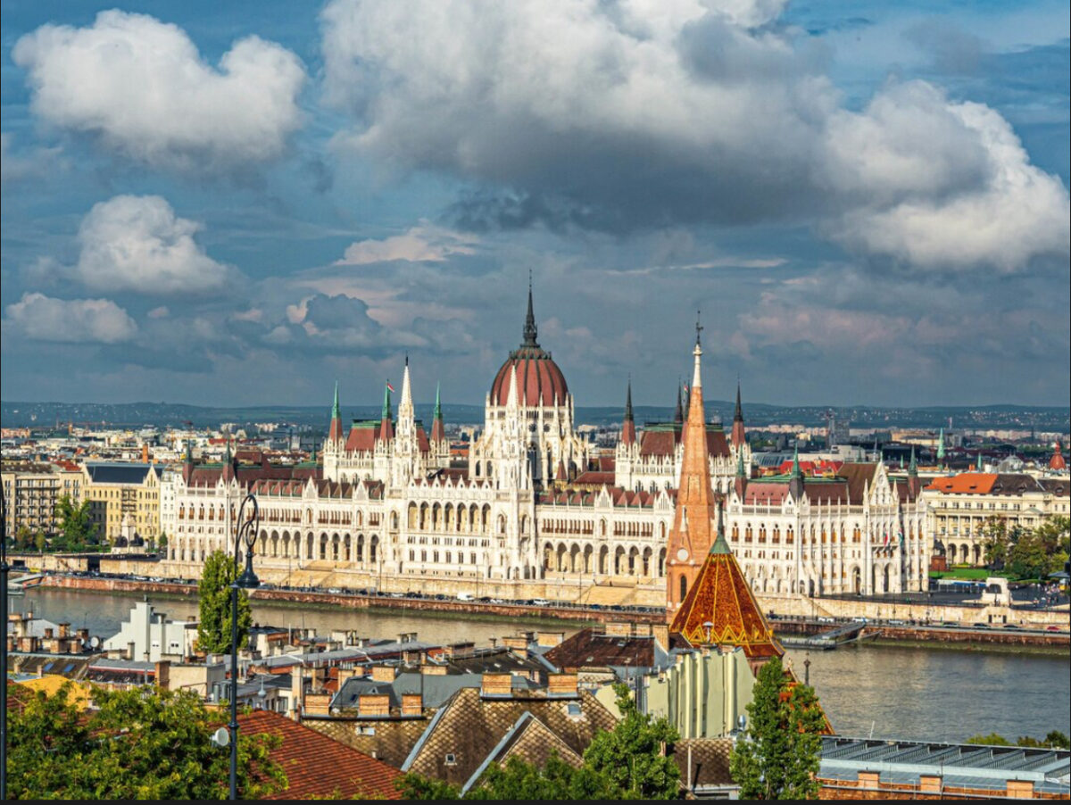 Cat costa un city break de toamnă.  Destinațiile pe care le poți vizita cu bani puțini