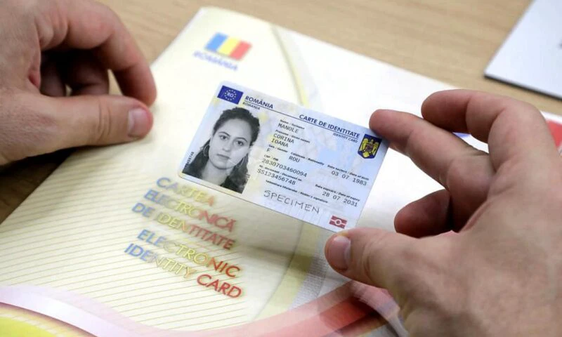Când vor putea românii din străinătate să obțină cartea electronică de identitate