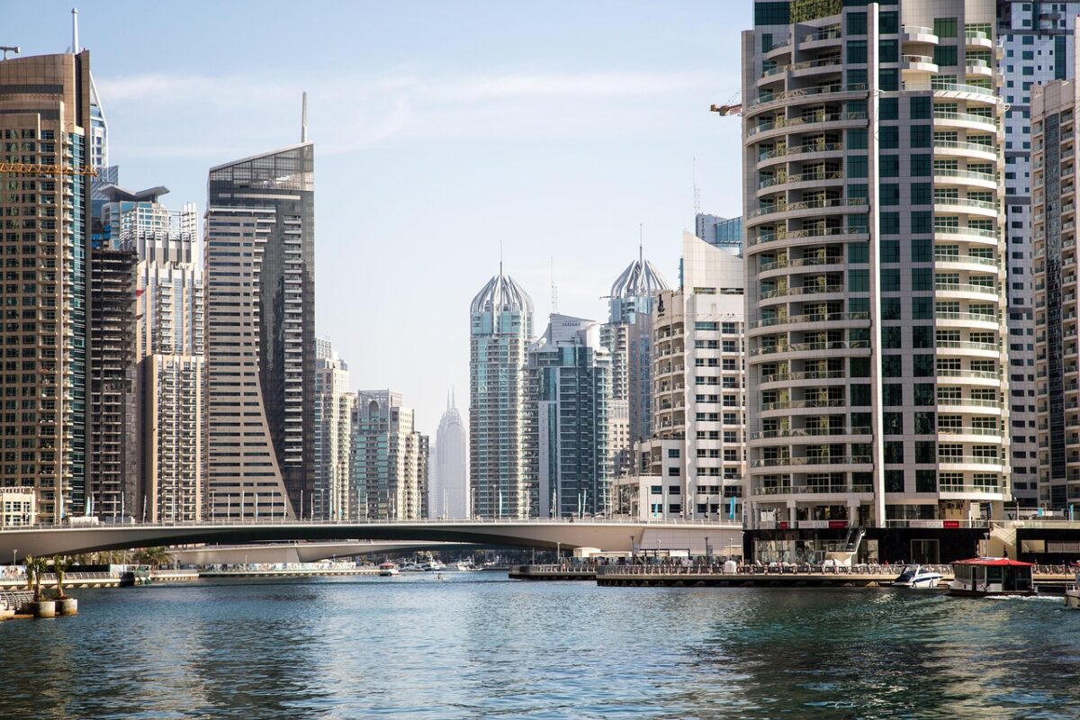 Dubai Marina și Downtown Dubai, două lumi diferite ale luxului. Ce le deosebește