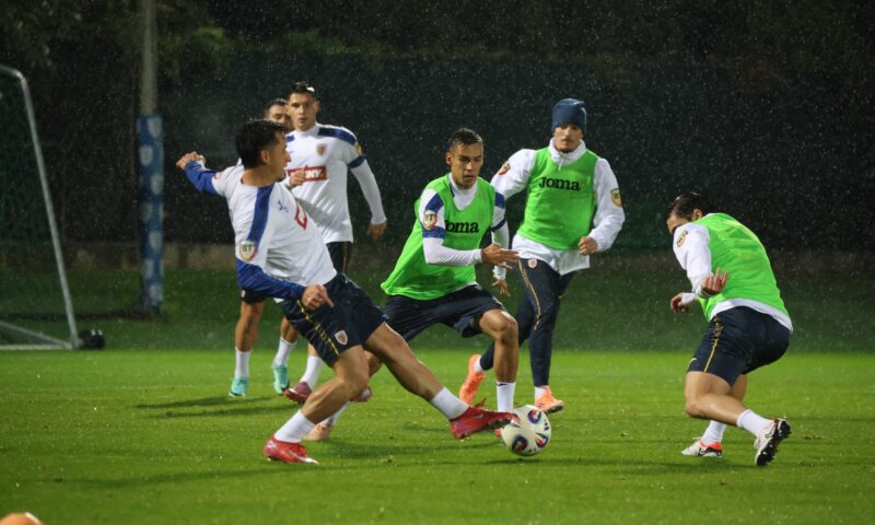 Naționala României, antrenament pe Cod roșu înainte de amicalul cu Moldova