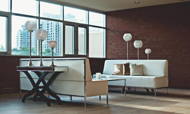 Ferestrele viitorului: Noua tehnologie care le transformă în surse de energie solară pentru locuințe