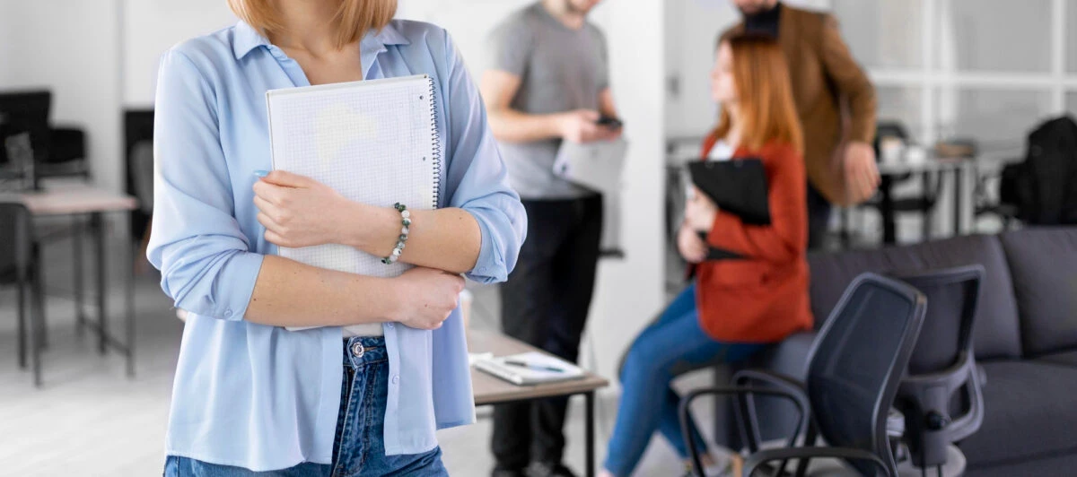 Statul plătește pentru angajare. Cine primește banii și cât câștigă lunar