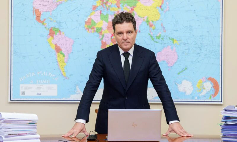 Nicușor Dan a trimis la CCR o lege adoptată de Parlament în 2020