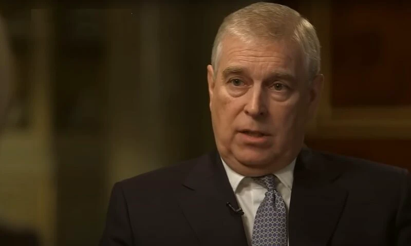 Continuă perchezițiile la fosta locuință a prințului Andrew. Casa se află pe domeniul Windsor