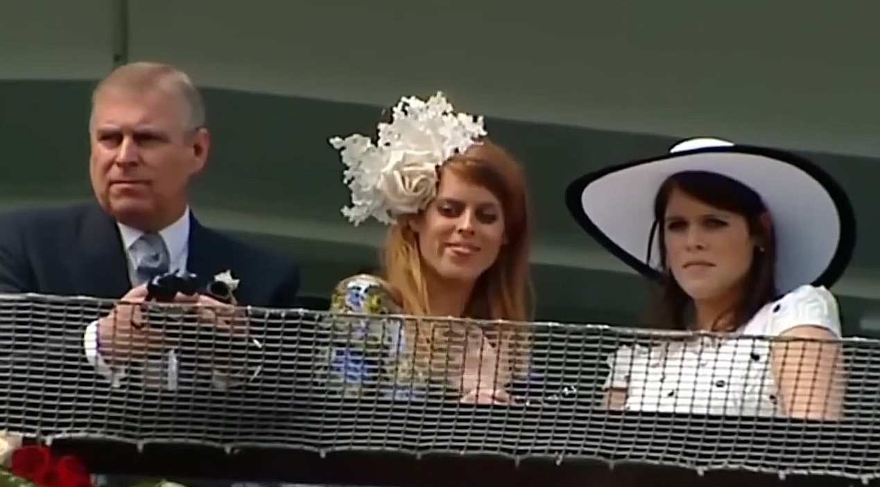 Prințul Andrew, Beatrice and Eugenie