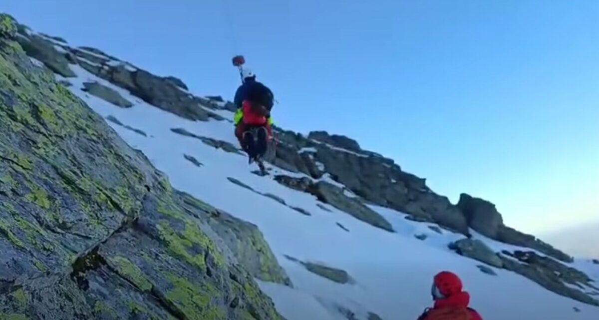 Salvamont Sibiu a recuperat trupurile celor doi turiști morți în Munții Făgăraș. Update