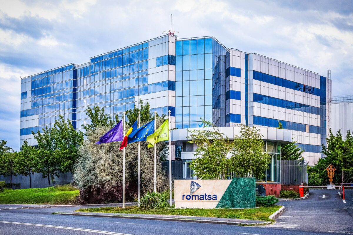 Cine câștigă peste 100.000 de lei lunar la stat. Directorii cu salarii record