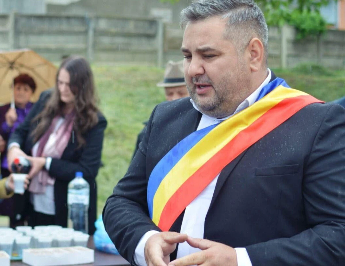 Ce salariu are un primar de comună în 2025. Bugetarii din primării câștigă mai bine decât viceprimarii