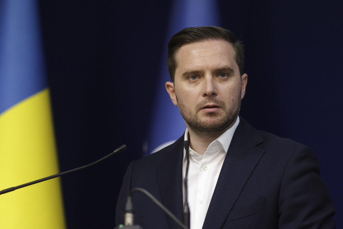 Primăria Capitalei va reconstrui blocul din Rahova distrus de explozie. Bujduveanu: Locuințele rămân ale oamenilor