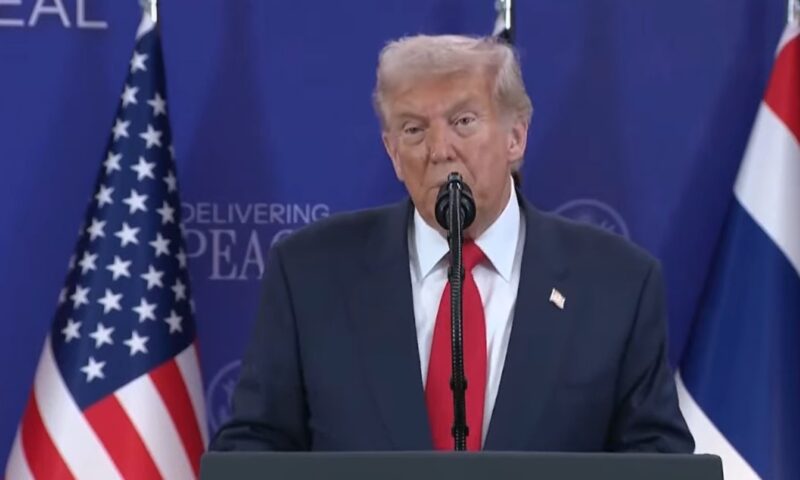 Donald Trump, laude la adresa României: Un popor grozav. Ce spune despre retragerea trupelor