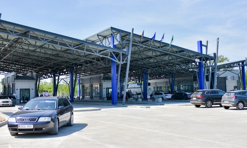 Frontierele, sub presiune înainte de Revelion. Poliția suplimentează efectivele și deschide artere suplimentare pentru evitarea cozilor