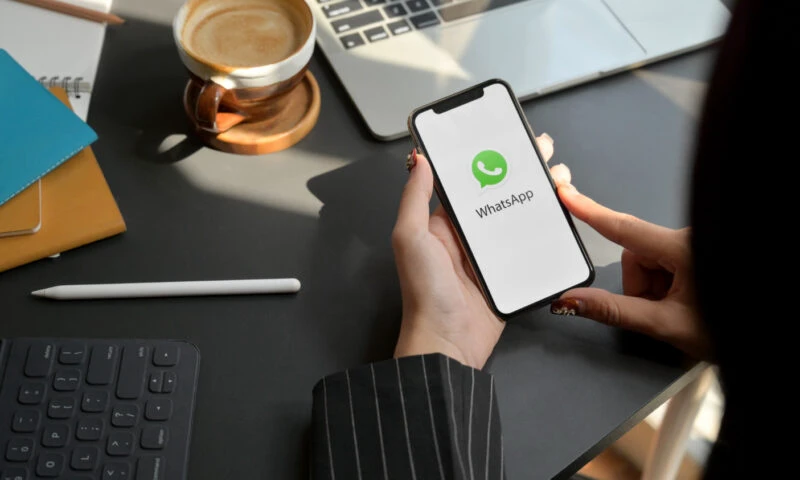 Un mesaj publicat de WhatsApp a stârnit valuri. Compania: A fost o glumă