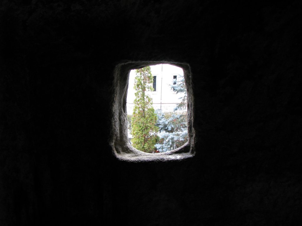 Blestemul fratelui Dumitru de la Mănăstirea Sfântul Gherasim. Povestea monahului care a murit sufocat „cu gura hulitoare astupată”