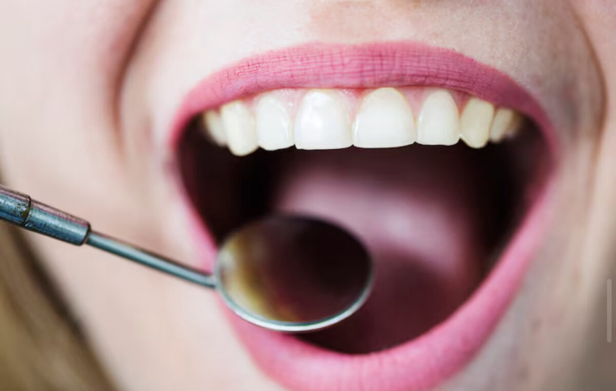 Apă de gură cu usturoi. Soluția surprinzătoare împotriva respirației urât mirositoare