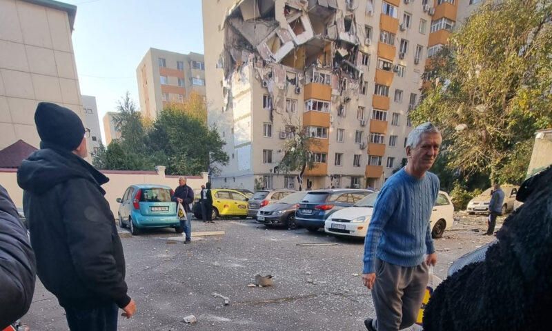 Explozia din Rahova. Pompierii au ridicat o dronă deasupra zonei afectate
