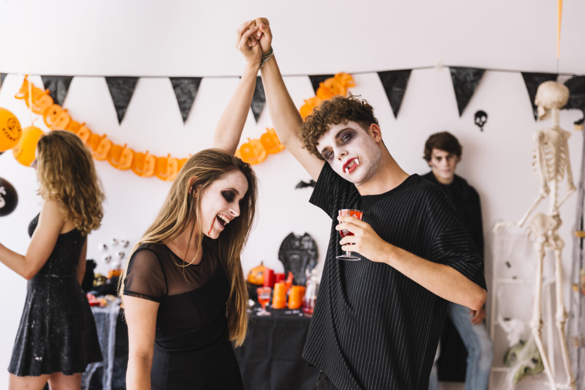 Airbnb, măsuri suplimentare pentru prevenirea petrecerilor de Halloween în SUA