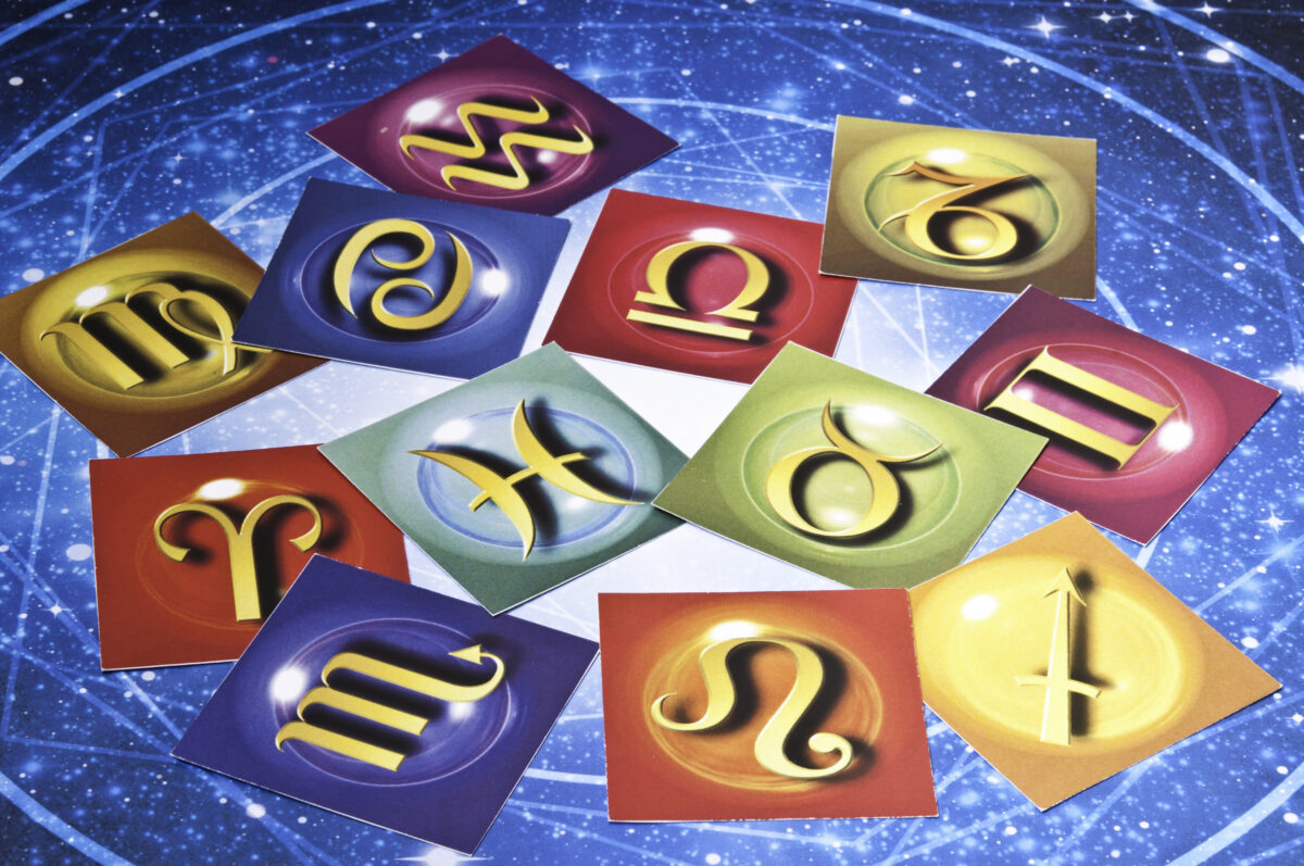 Succes financiar pentru trei semne zodiacale, odată cu intrarea Lunii noi în Balanță