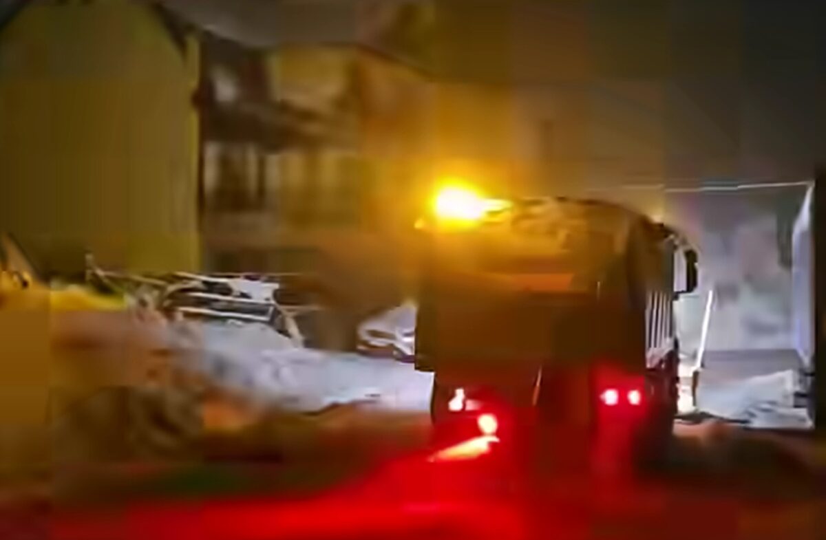 Stațiunile montane, afectate de un blackout din cauza ninsorii abundente