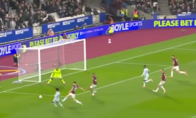 Dennis Man, dublă decisivă pentru PSV Eindhoven în Liga Campionilor