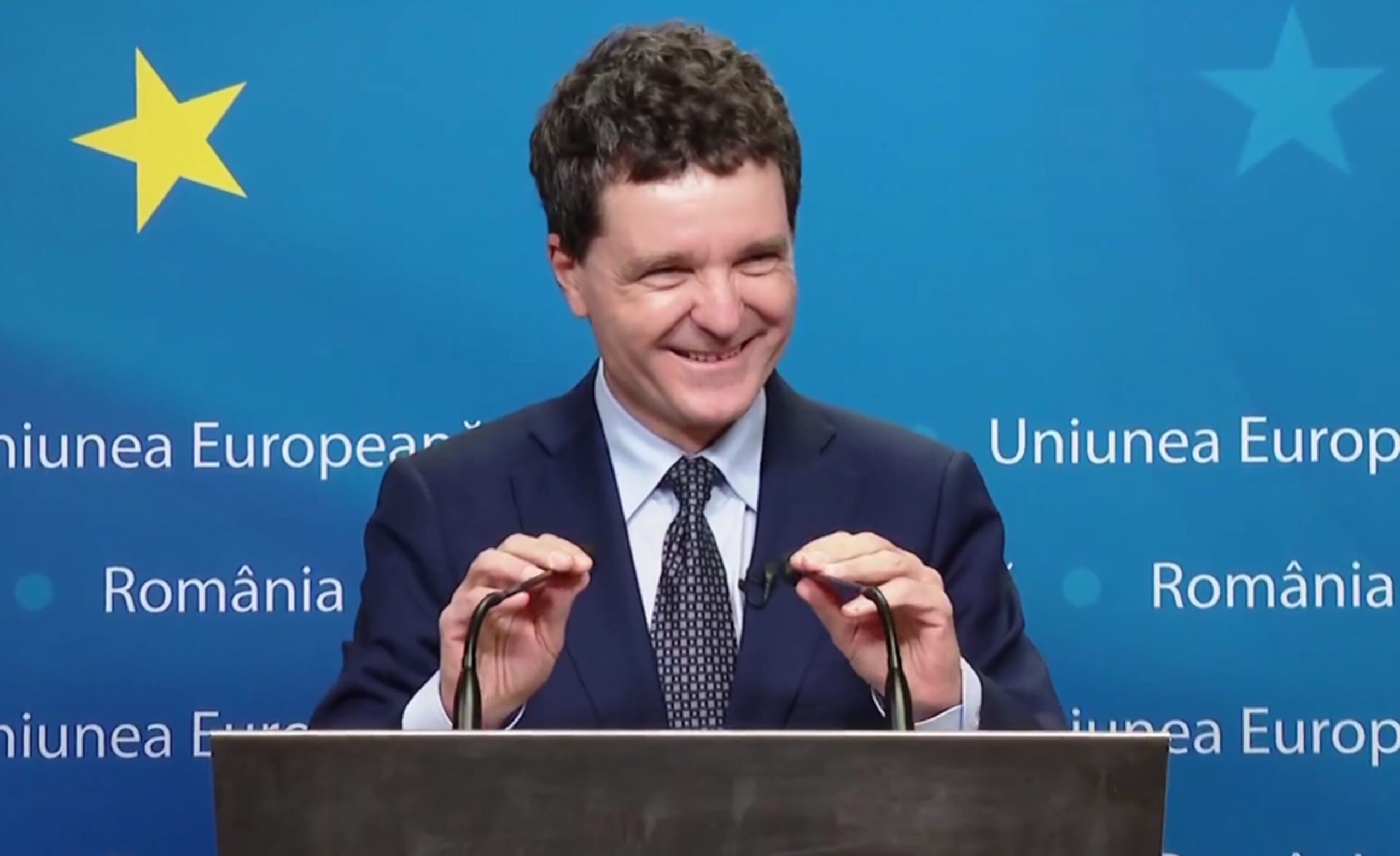 Nicușor Dan, prezent la ceremonia Universității „Alexandru Ioan Cuza” cu prilejul aniversării de 165 de ani