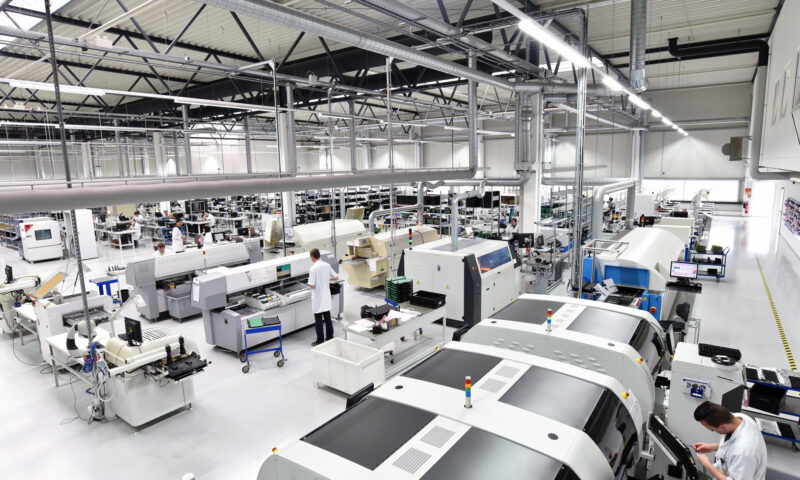 Cifra de afaceri din industrie a crescut în 2025. Datele INS