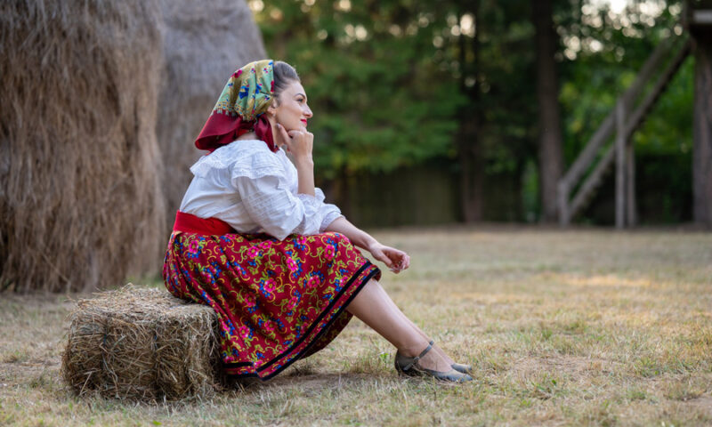 Ultimul dans al satului românesc. Bătrânii care păstrează tradițiile pe cale de dispariție