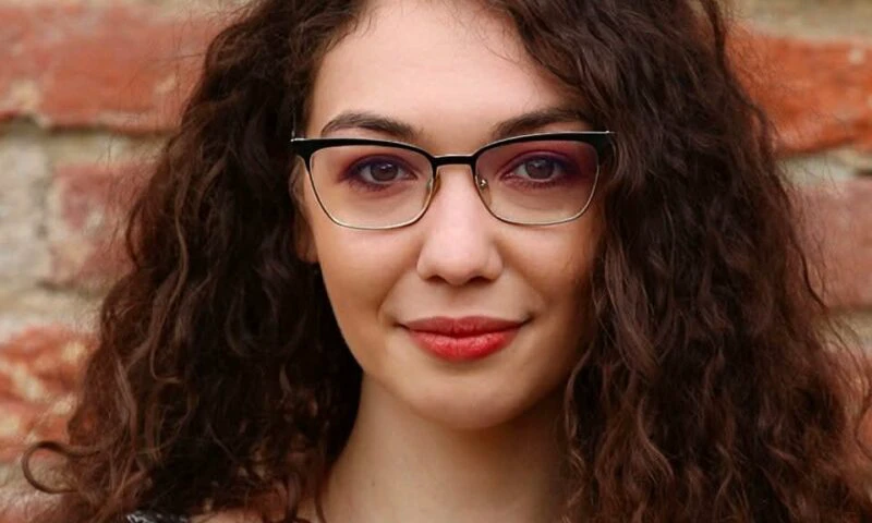 Părinte de adolescent în 2025? Psiholog: De ce cearta pe telefon nu funcționează și ce să pui în loc pentru a te reconecta cu copilul tău