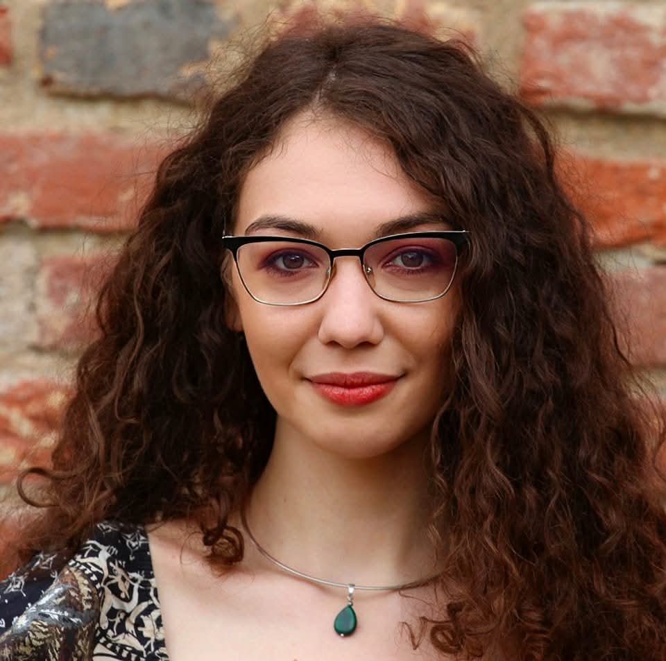 Părinte de adolescent în 2025? Psiholog: De ce cearta pe telefon nu funcționează și ce să pui în loc pentru a te reconecta cu copilul tău