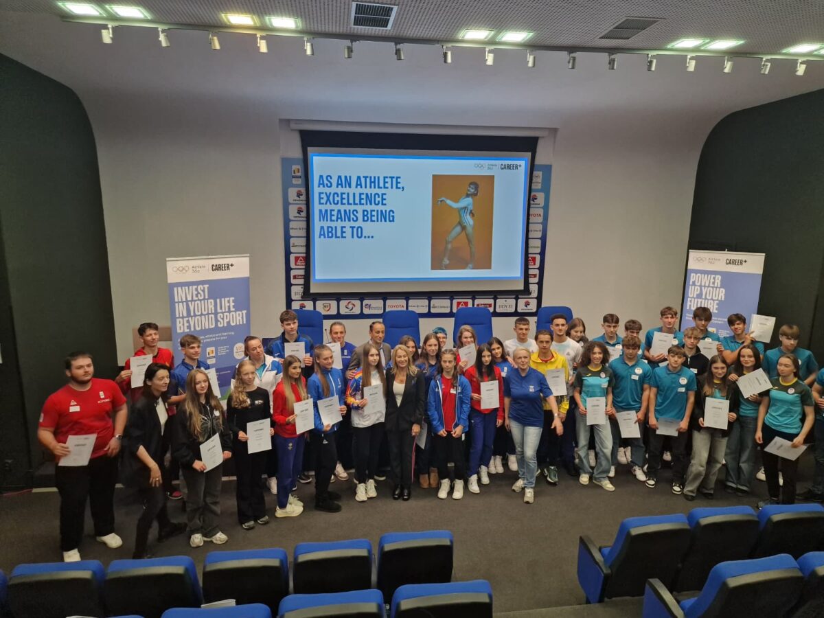 Nadia Comăneci, lecție de viață la COSR. 40 de sportivi din România și Republica Moldova au primit diplome de competență