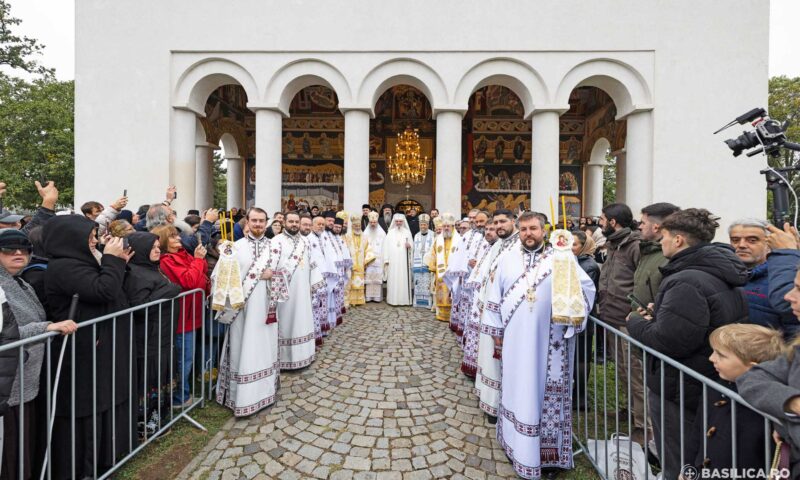 Proclamarea locală a canonizării Sfântului Preot Dumitru Stăniloae la Mănăstirea Cernica. Foto