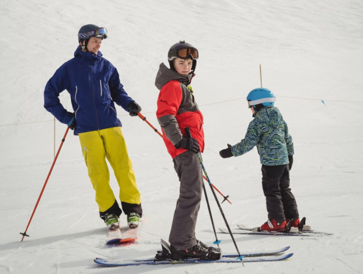 Vacanța de schi 2026: Când vor avea liber elevii din fiecare județ