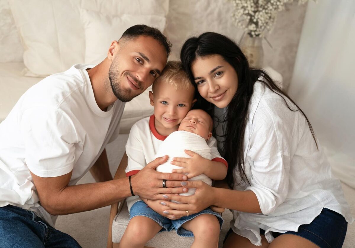 Aspecte mai puțin cunoscute despre Virgil Ghiță, eroul României cu Austria. Cine este Sandra, soția fundașului