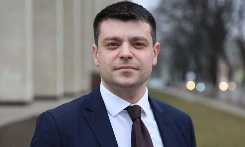 Împușcături la Leova. Candidatul la primărie, Alexandru Bujorean, vizat de un atac în fața casei Video