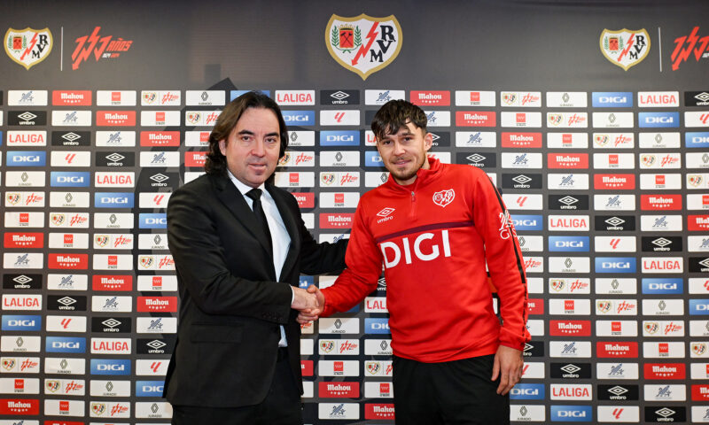 Andrei Rațiu rămâne la Rayo Vallecano. Fundașul român și-a prelungit contractul până în 2030