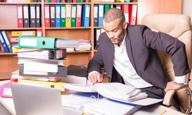 Muncă non-stop până la sfârșit de an. Patru zodii care nu au „timp de respiro”