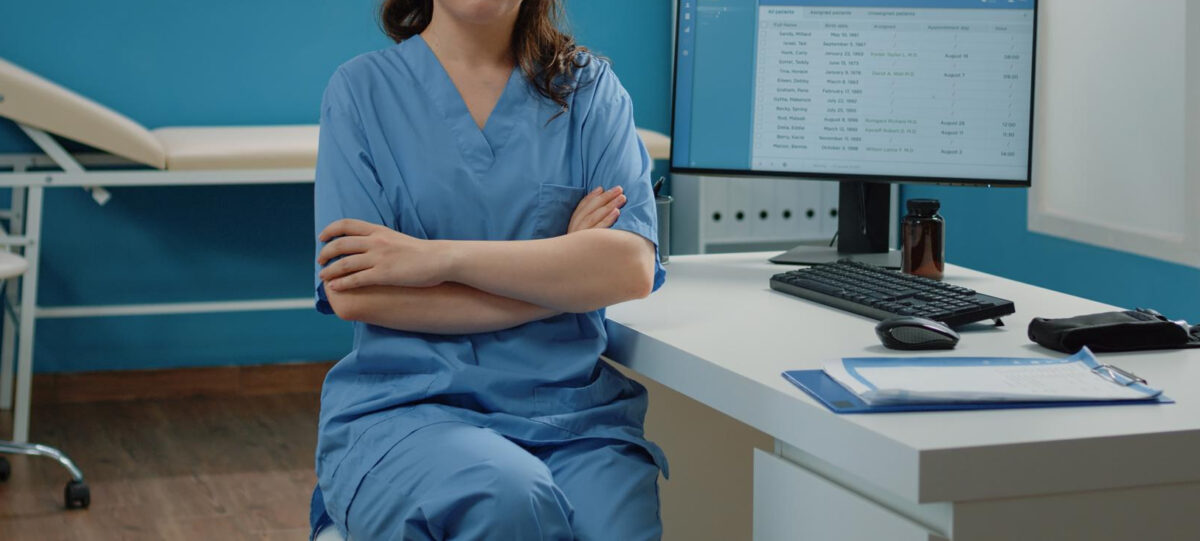 Zeci de mii de asistente medicale ar putea pleca din Marea Britanie, din cauza planurilor privind imigrația