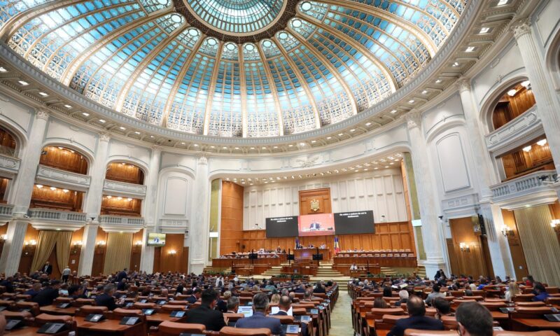 Moțiunea simplă depusă de AUR împotriva ministrului Justiției, respinsă în Parlament